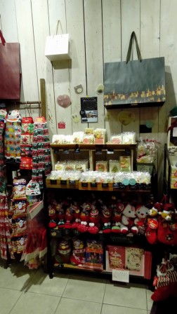 1542679012652613404478