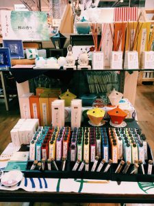 cid_1595ceb99e43d9b815f4