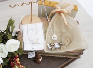 バツリカ イヤリング