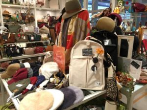 cid_7a4cc1c7fa6f56579afa369439d54f4e-00decomailer